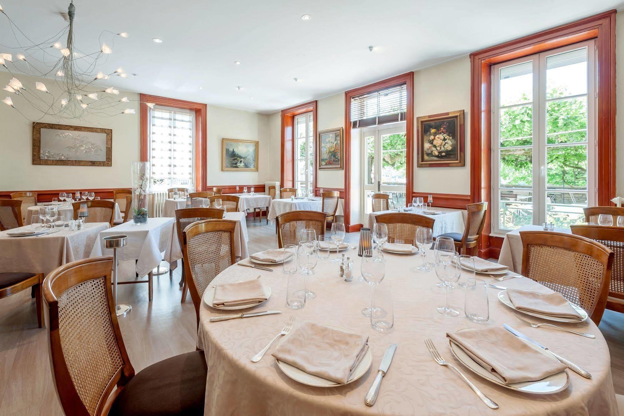 Hotel Restaurant Emile Job Montmerle-sur-Saone Экстерьер фото