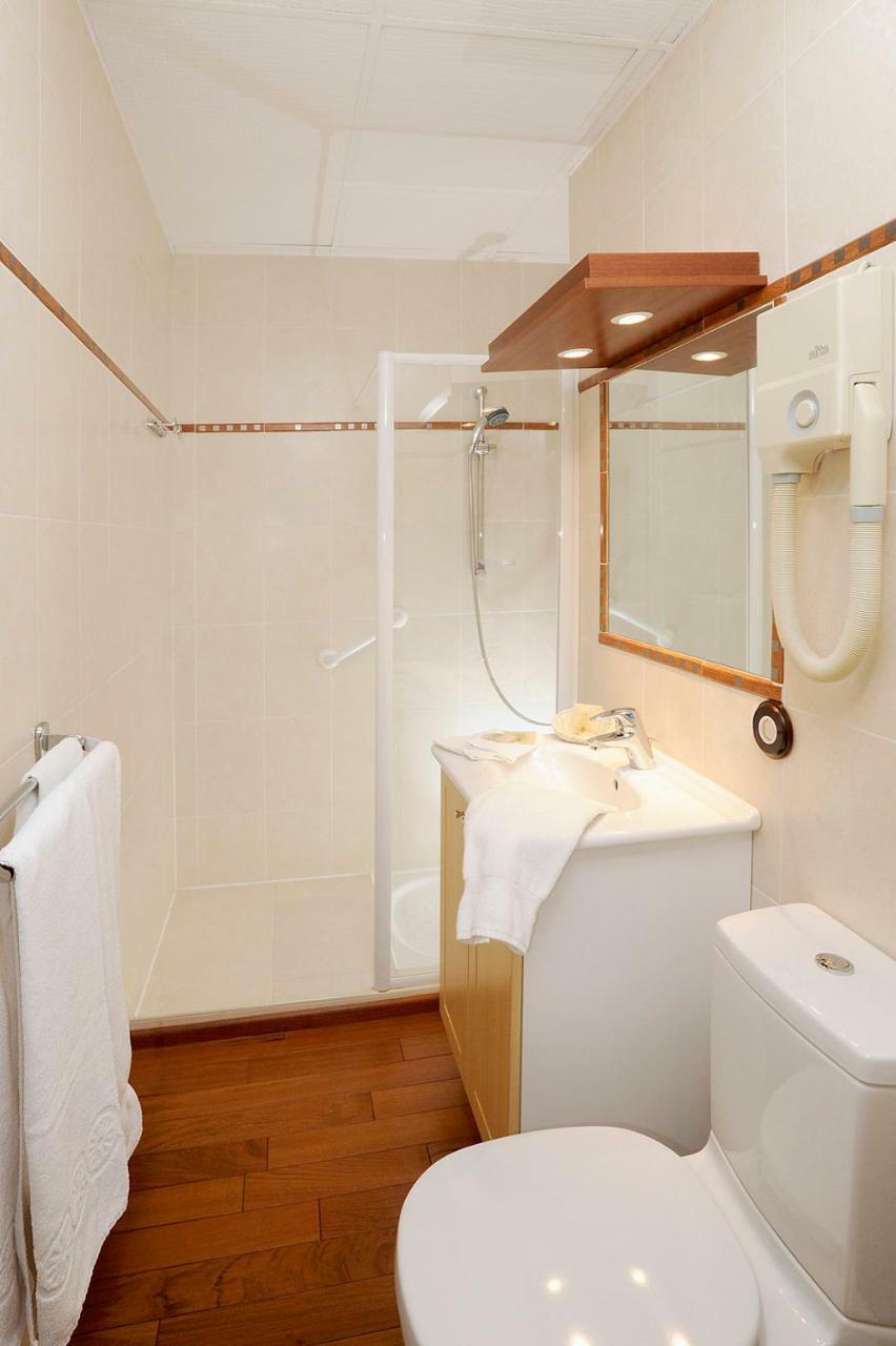 Hotel Restaurant Emile Job Montmerle-sur-Saone Экстерьер фото