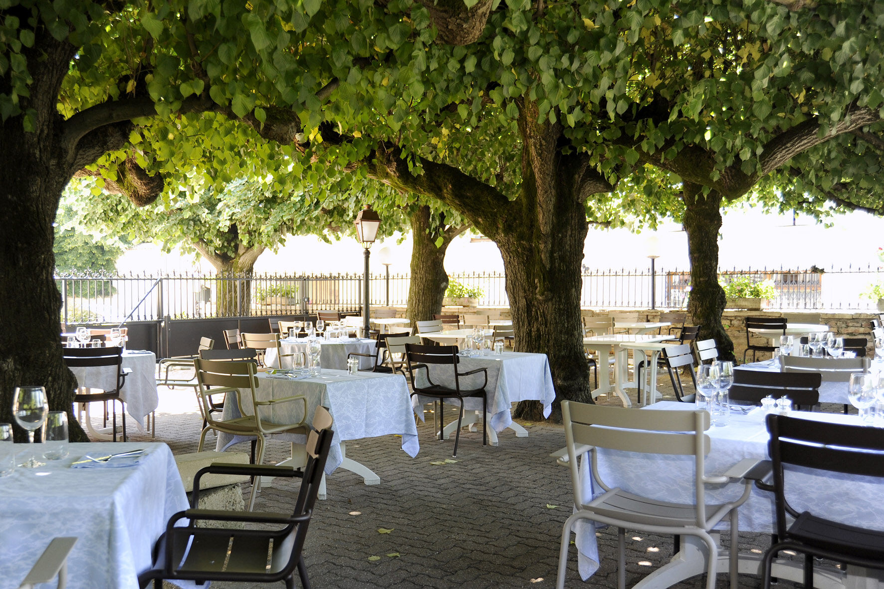 Hotel Restaurant Emile Job Montmerle-sur-Saone Экстерьер фото